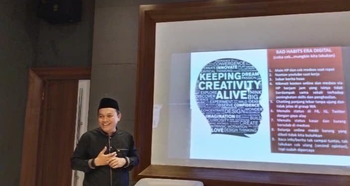 Pentingnya Membaca Bagi Generasi Muda - Tebuireng Initiatives