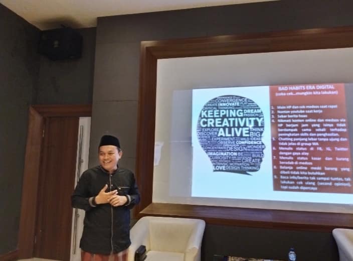 Pentingnya Membaca Bagi Generasi Muda Tebuireng Initiatives