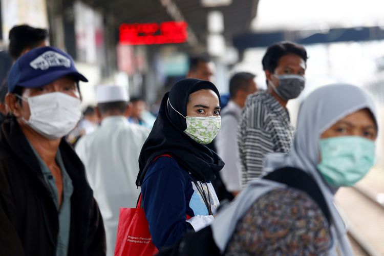 Aturan Wajib Pakai Masker Resmi Dicabut Pemerintah